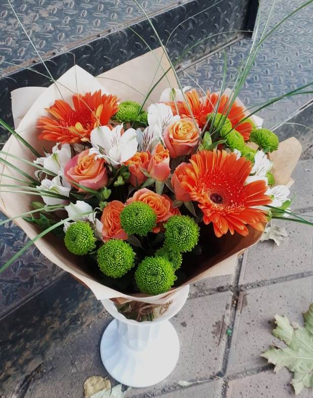Букет цветов из: Герберы, Хризантемы, Альстромерии и Розы в Ключах Омской области