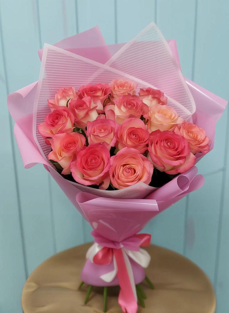 Букет 15 Розовых роз Равель в Ключах Омской области