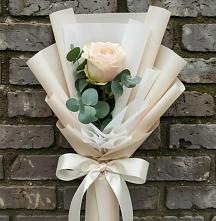 Букет цветов из:  Розы в Ключах Омской области