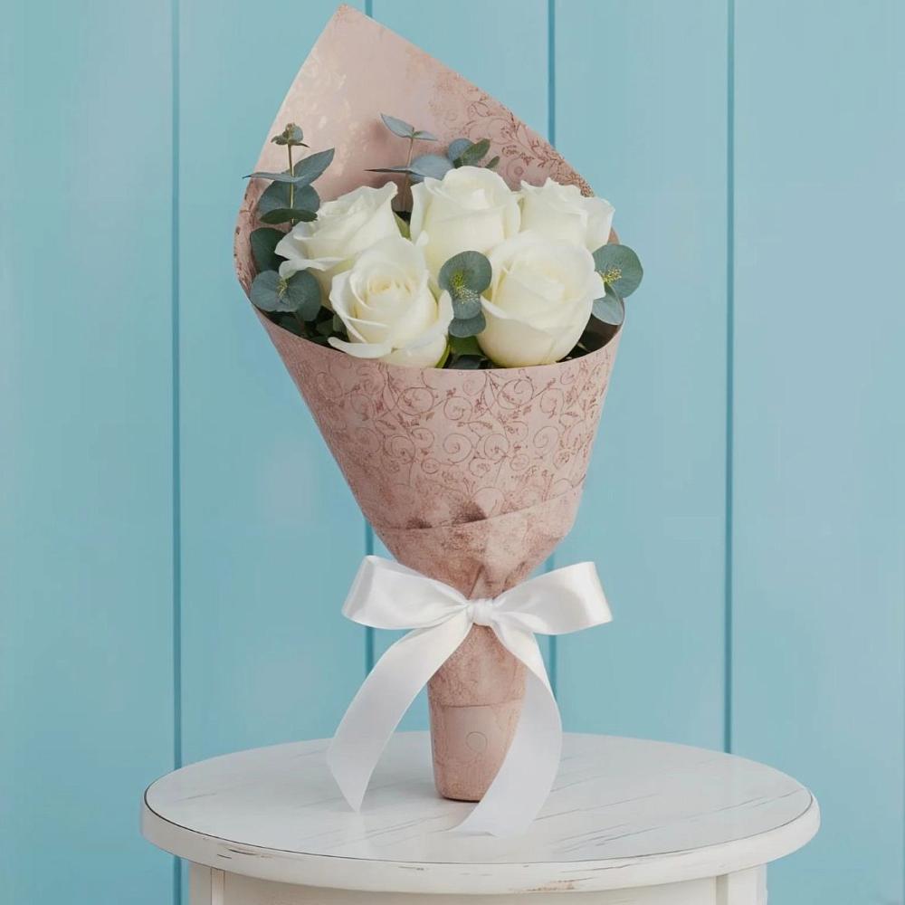 Букет цветов из: Розы в Ключах Омской области