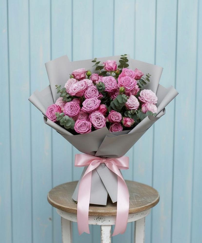 Букет цветов из: Розы в Ключах Омской области