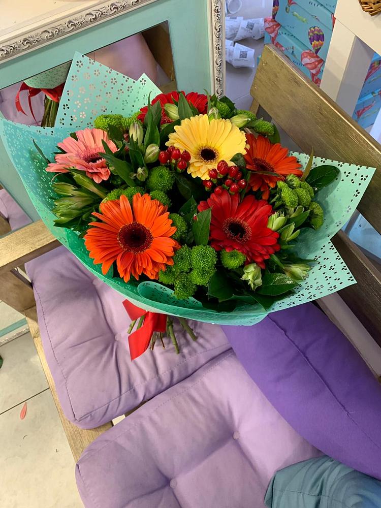 Букет цветов из: Герберы, Хризантемы и Альстромерии в Ключах Омской области