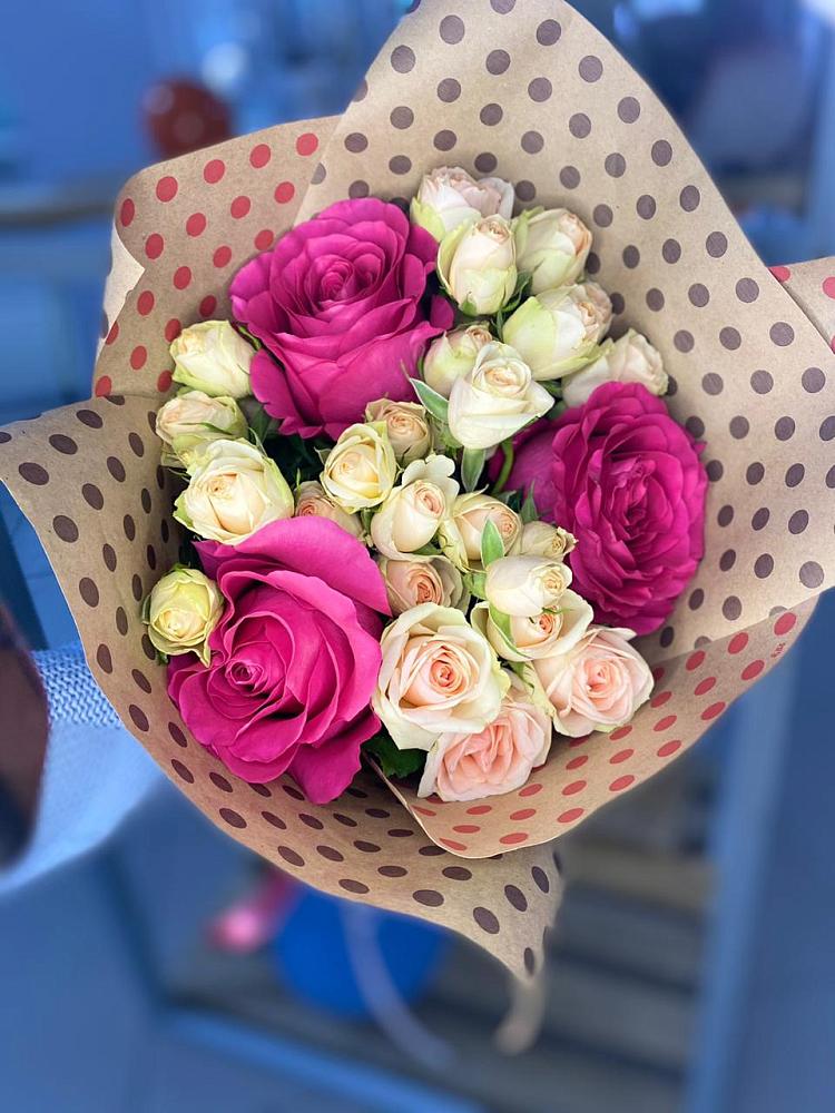 Букет цветов из: Розы в Ключах Омской области