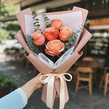 Букет цветов из:  Розы в Ключах Омской области