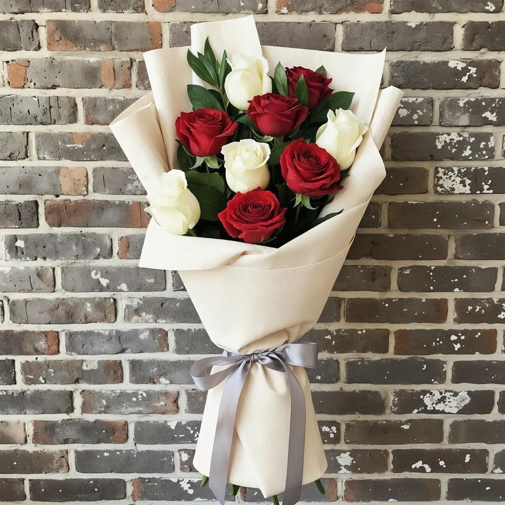 Букет цветов из: Розы в Ключах Омской области