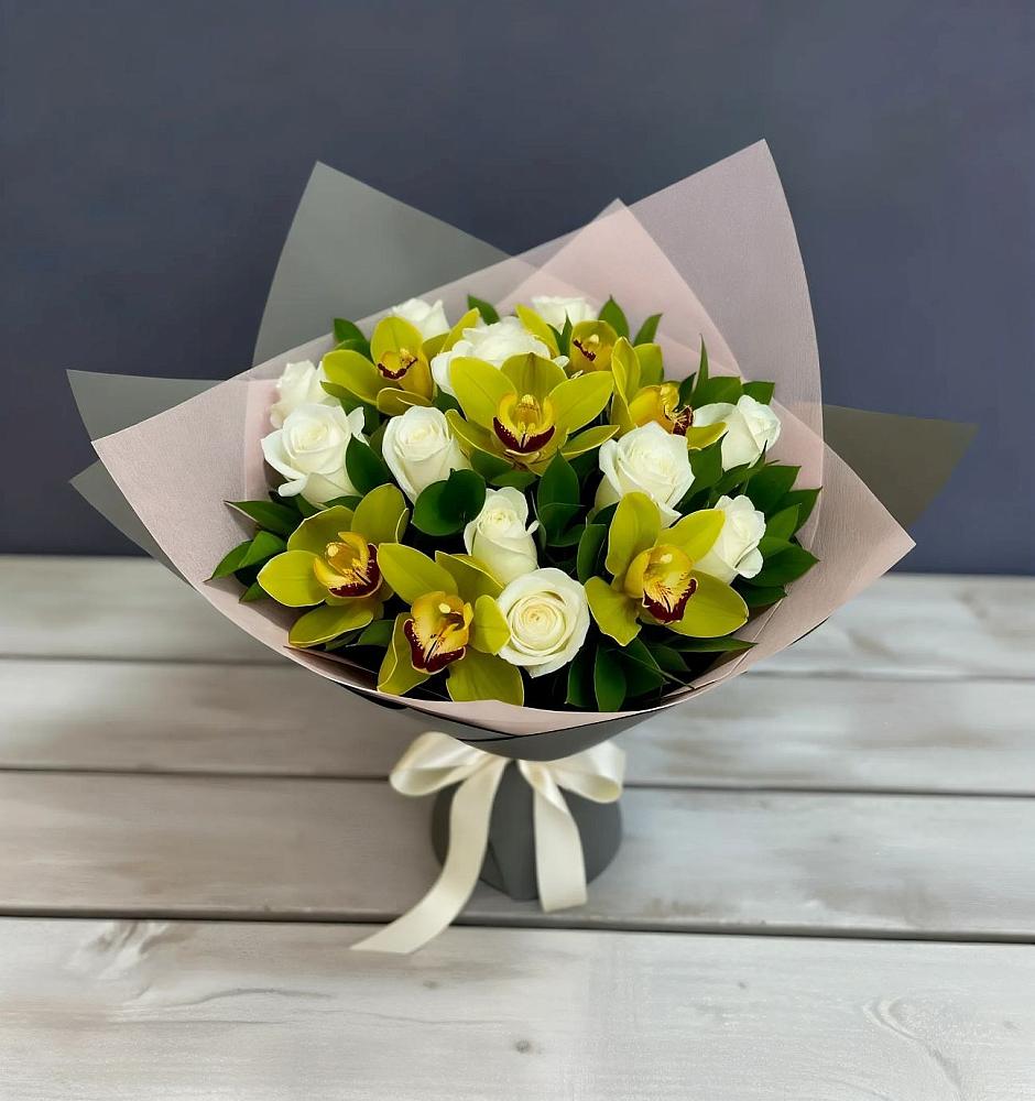 Букет цветов из: Орхидеи и Розы в Ключах Омской области