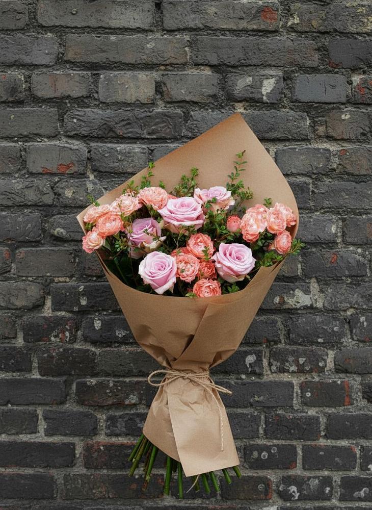 Букет цветов из: Розы в Ключах Омской области