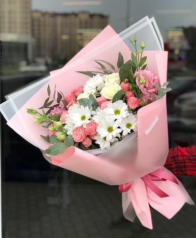 Букет цветов из: Розы, Лизиантусы и Хризантемы в Ключах Омской области